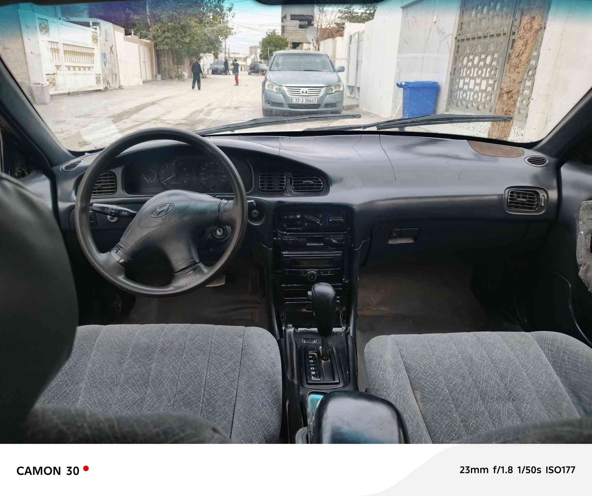 هیۆندای سۆناتا ۱۹۹۳
گێڕ و مەکینەی بیلاد تۆماتیکە
گێڕ و مەکینە ماشاءاللە زۆر خاوێنە
ئارمی پلاستیکی سلێمانیە 
هیچ لێدراوێکی بەهێزی نیە 
بەجوانی و خاوێنی ماوەتەوە

نرخي 16گلا ومجالي برايانه 
***********
