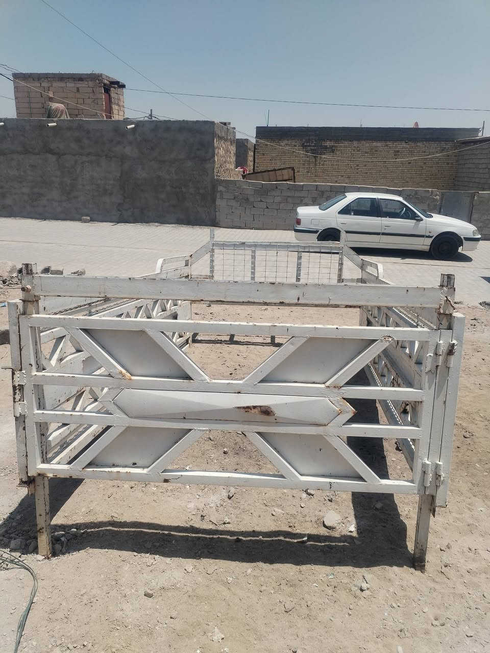 محجر كيا حمل نثيا نضيف بي خياسات قليلات كلش مكاني نجف رضوية ب250 وبي مجال
***********
