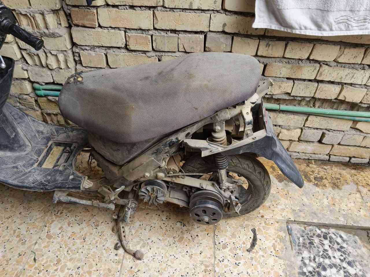 السلام عليكم ملخصه الادمن دراجه ادريس للبيع دراجه نواقص اوزن ضفيره ابيع كوم حديد دره مكاني بغداد البلديات السعر 100 وبيها مجال ***********
