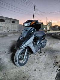 دراجه للبيع ابريز اكزز جاهزه مكان الرئاسه العبيدي ٠٧٧٠٧٣٤٣١٨٣