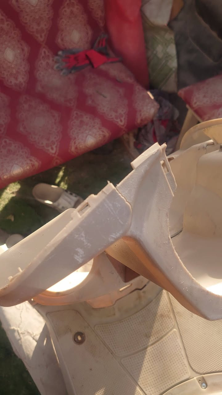 السلام عليكم دواخل بوليس كريمي ومراوس بكفرات مال بوليس


**إذا كنت صاحب هذا الإعلان وتريد حذفه لأي سبب، رجاءا أرسل رسالة إلى الدعم الفني**