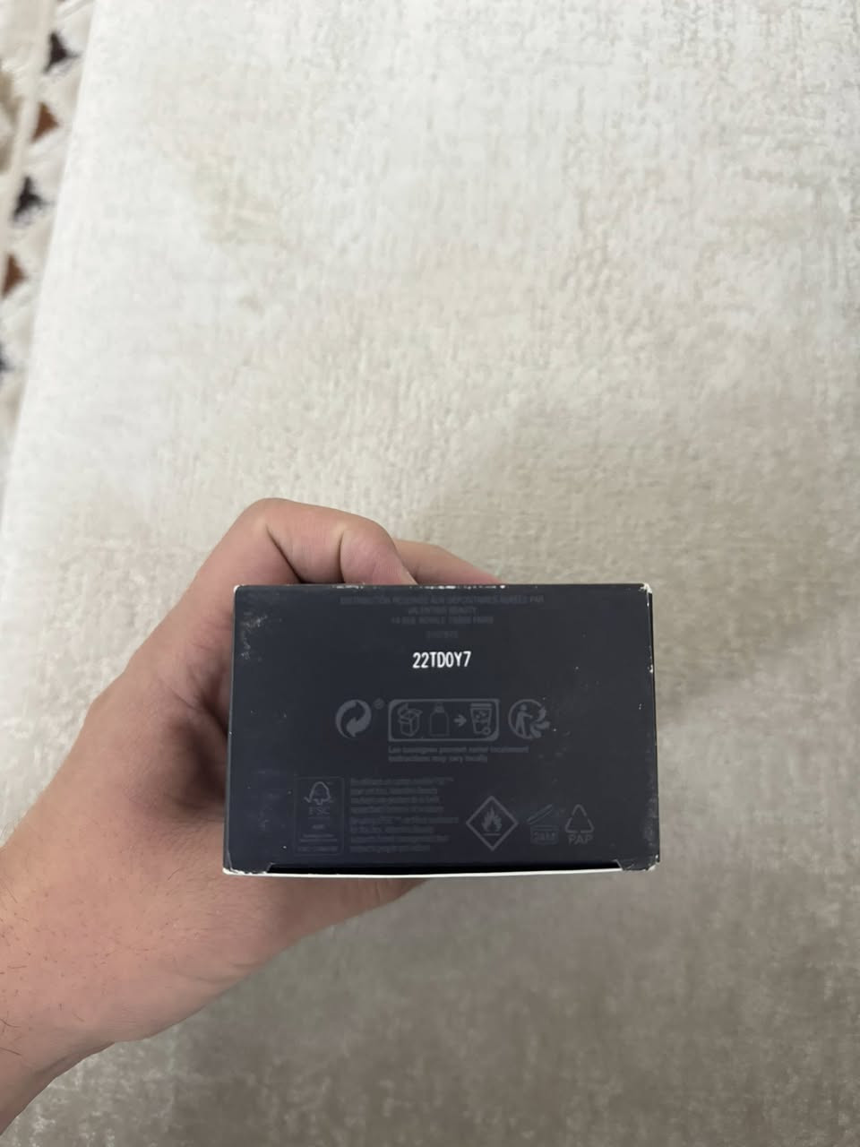 للبيع عطر فالنتينو مستعمل شي بسيط كما موضح بالصوره اصلي
السعر ٨٥ الف 
المصدر : ضفاف بغداد 
العنوان: بغداد الكراده العرصات متواجد من ساعه ٥ العصر الى ساعه ١٢ بالليل


**إذا كنت صاحب هذا الإعلان وتريد حذفه لأي سبب، رجاءا أرسل رسالة إلى الدعم الفني**