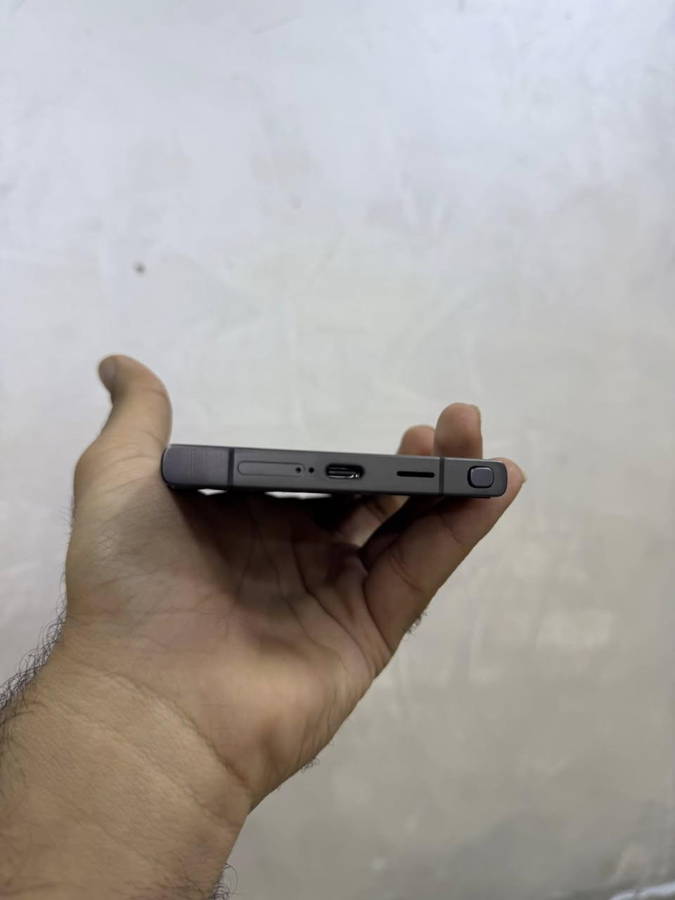 السلام عيلكم s24  الترا للبيع لون اسود تيتانيوم ذاكرة 256 بعدة بالضمان ضمان شركة عين الفهد 
السعر :950 الف  وبي مجال 
المكان : بغداد الكرخ
للاستفسار: ***********
