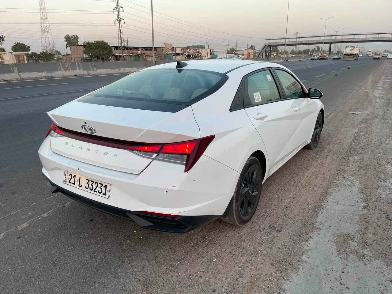 الانتره ٢٠٢١
رقم سلمانيه باسمي تحويل ثاني يوم 
مكينه وكير كفاله ماشيه ١٤٩ كيلو 
صدر حدايده جديد تخم تاير قبل فتره شديته هوه والوياله مالته 
تدفئه تبريد 
رادرات حساسيات مثبت سرعه قياده ذاتيه تحذير خروج مسار 
سبورت ايكو ونورمال 
ضررها جاملغ جهت سايق مبدل والبنيد معدل نفسه لا لغد ولا شواصي 
سعر ١٣٥ ورقه
مكان سياره شعب حي مصطفى  
 ***********
واتس ورقم فيس ما موجود
