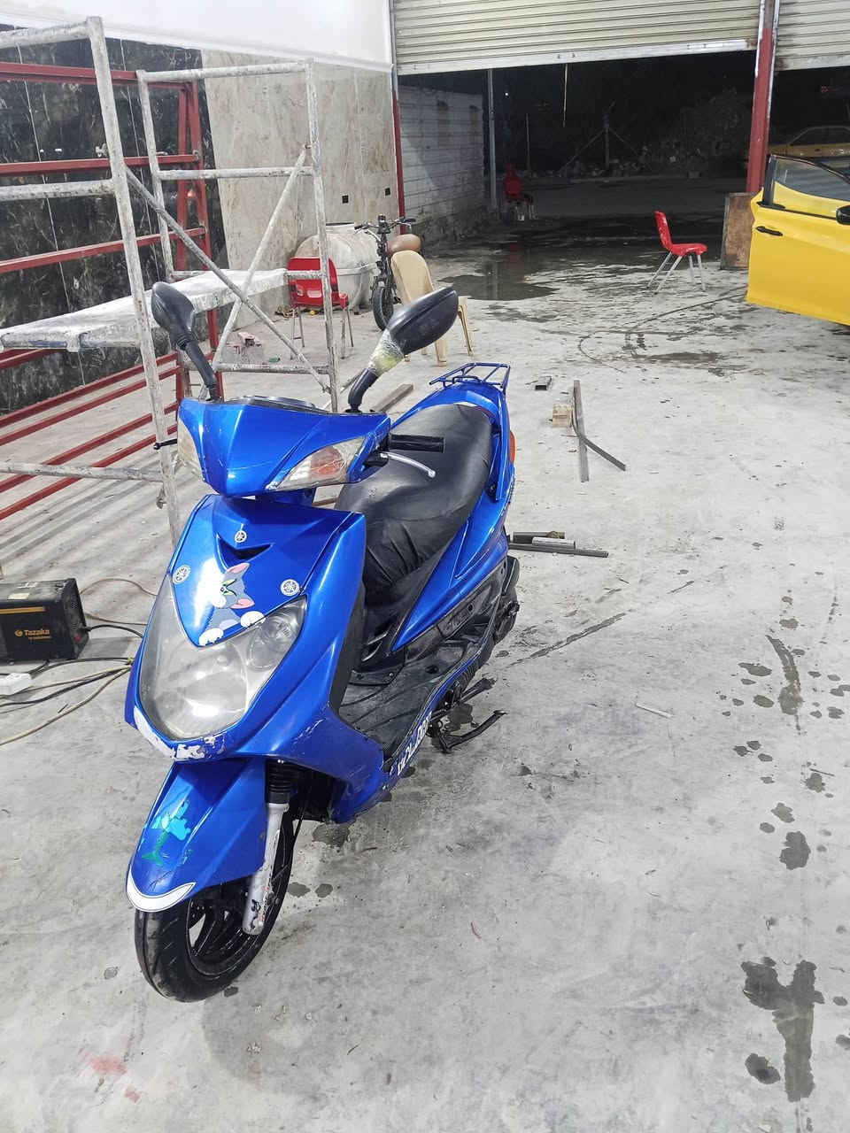 دراجه سكنس فحل نظيفه سلف هندر  كهربائيات كلها شغاله  مكينه ابلاديه شلعه قويه اوراقه كامله باسمي مكاني الشعب التليفون *********** سعرها 550
