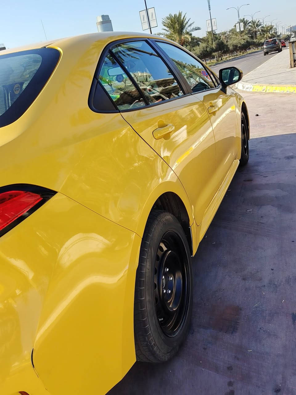 السلام عليكم
كورله للبيع ٢٣وارد أمريكي نصف فول حادثها موجود بلصور دوشمه عامه تخم تاير السياره جاهزه رادار تحكمات بيها رصعه بل باب خفيفه ممصلحا السعر 168مكان بغداد حي العامل (موصى بل نشر) 
الرقم ***********
