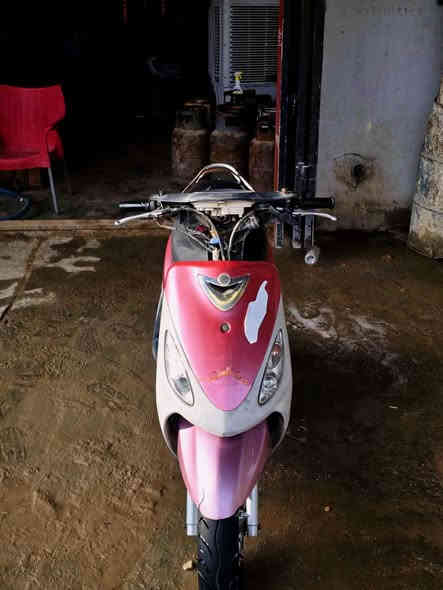 سلام عليكم دراجه للبيع ختم واحد ويه المكينه شلعه ومعدل   ولكفر مال الكلوب موجود بس ماشاده دراجه خير من الله ولمكلن ورديه خارج قرب المام سيد موسى السعر 550 ولشراي بي خير ودلل ومتواجد على الفيس ***********
