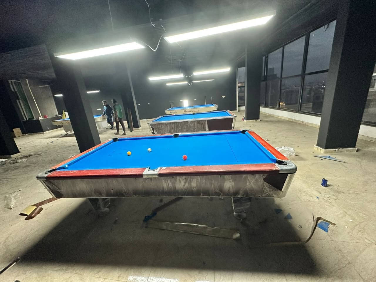 وصول وجبة بلياردات مستعملة للبيع بسعر مناسب مع كل بليارد تجهيز جديد 
قماش 
طوبات 
كيوبات 
مع هدايا للاستفسار والطلب تفضل خاص أو اتصل 
***********
***********
