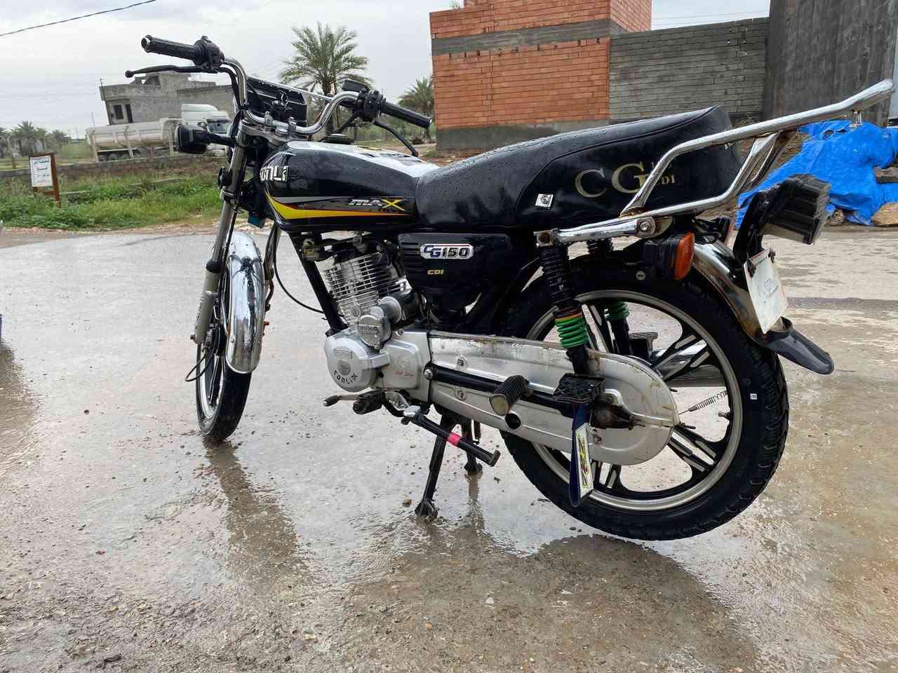 سلام عليكم
سيفان للبيع 
موديل 23 
اوراق كرتونيه 
السعر 475 
مكان بعقوبه 
الرقم ***********
