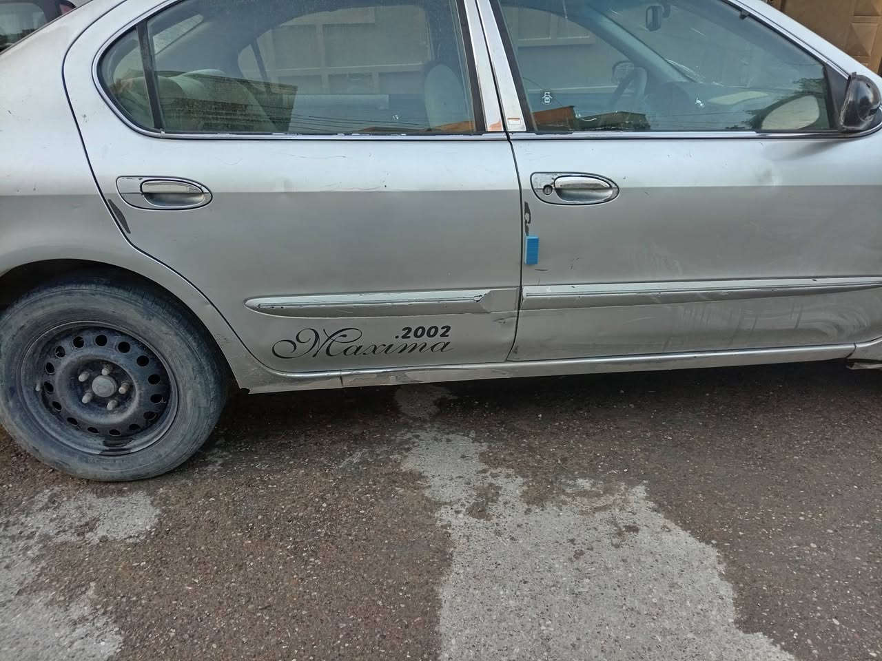 نيسان مكسيما 2002
كير مكينه جدده حاويه
تدفئه تبريد سياره بلادية
مابيها اي حادث
 هاي كشرها موضح ب صور 
كهربائياتها مابيها شي
السياره ع بلاد كلها
بسمي تحويل ثاني يوم
السعر 65 وبيها مجال 
مكاني بغداد الدوره
***********
