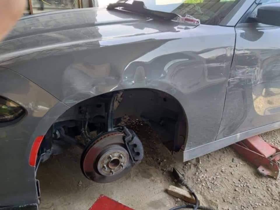 جارجر موديل 17
وارد كندي
السياره جاهزه مناقصه شي
كير محرك كفاله
محرك v8 5.7
كشن ميموري
لايتات زنون ابيض
ستيرن تدفئه
كشنات تدفئه تبريد
تشغيل عن بعد
حساسات
تثبيت سرعه
شفتات ستيرن
نظام صوتي
ماشيه ٩١ ميل
السياره حادثه سرقه البنيد
وبالعراق ضربه بسيطه بالجاملغ نزلت صوره للضربه
مكاني النجف
***********
١٩٥ وبيها مجال
