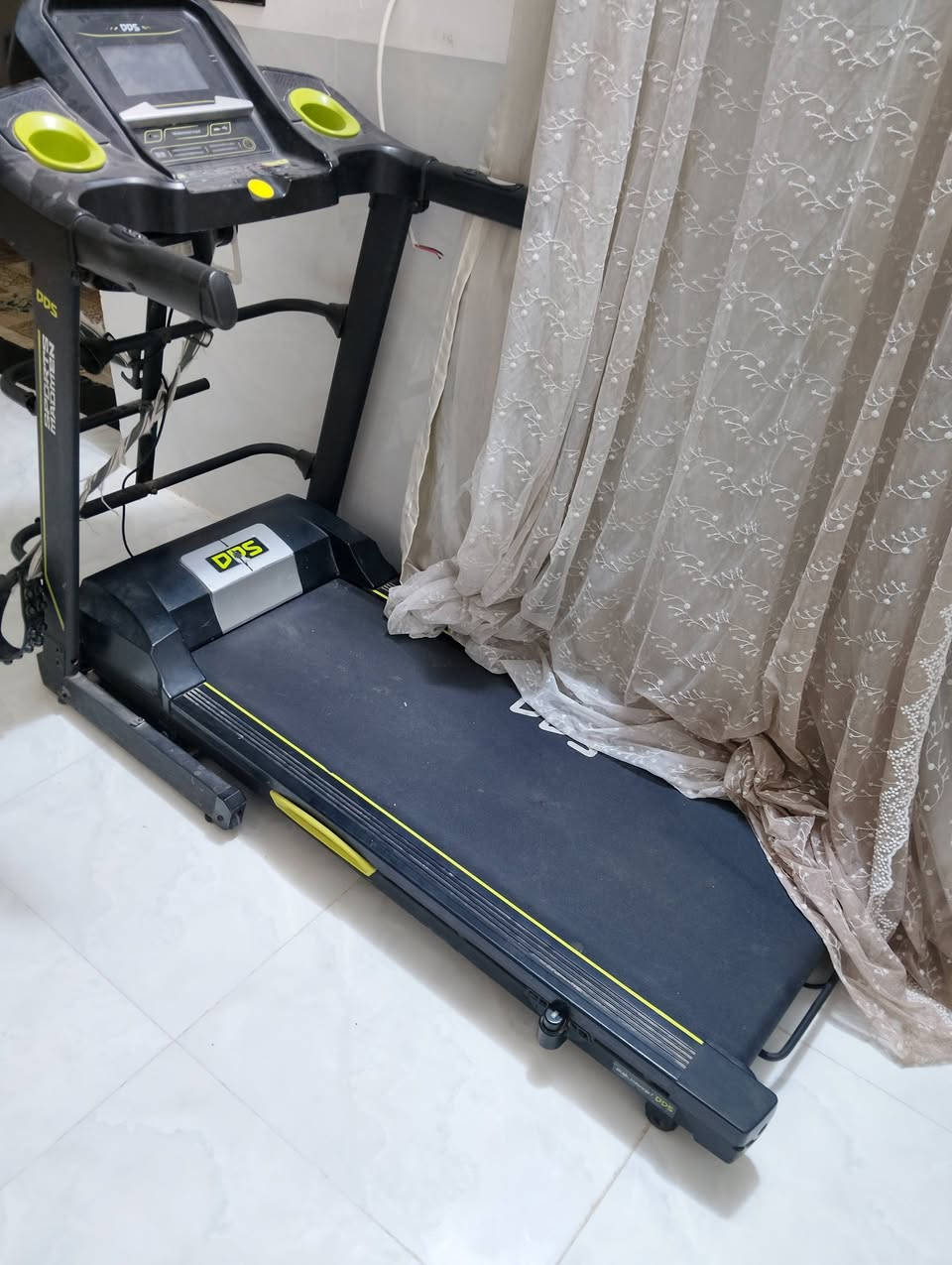 جهاز جري للبيع السعر 450 وبي مجال لتواصل علا ***********
