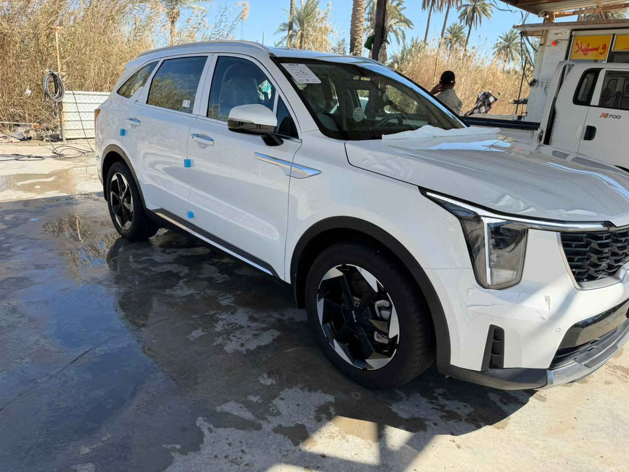 السلام عليكم
للبيع سورنتو 2024  خليجي الدولية ام الضمان مكفول كفاله عامه 

زيرو السياره ماشيه 20 وكارتون وبعدهه بنايلون الشركه 

سبير وعده بعدهم والبصمة الثانيه زيرو 

لايت لد 

كشاف زنون 

كير ماوس 

حساس اماميه

حساس خلفي 

كامره متحركه 

سايد بريك دكمه

اوتو هولد

مود درايف

سايد بريك دكمه

بردات خلفيه

تشغيل عن بعد 

صندوك كهرباء

تبريد خلفي

مكينه 3.5

شفتات استيرن

شاحن تلفون

فول تحكمات 

اريل نفكيشن 

بقيه المواصفات المعروفه 

رقم بابل

السعر 305 وبيه شي قليل 

مكان السياره بالحلة ***********
