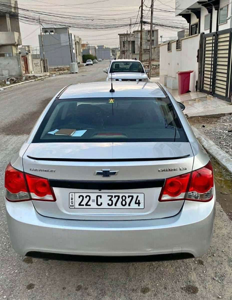 مواصفات ستندر 
ماشية 2️⃣6️⃣0️⃣ الف 
السيارة كاملة ما بيها نقص
كاملة مكملة هزة سنوية رقم جديد
السعر 80 وبيها مجال 
للتواصل واتساب فقط
*********** موصل, نينوى
