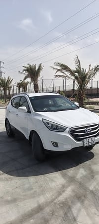 هونداي توكسان مديل 2015المرغوب  سياره مكفوله كفاله عامه من صبغ وضربه و...