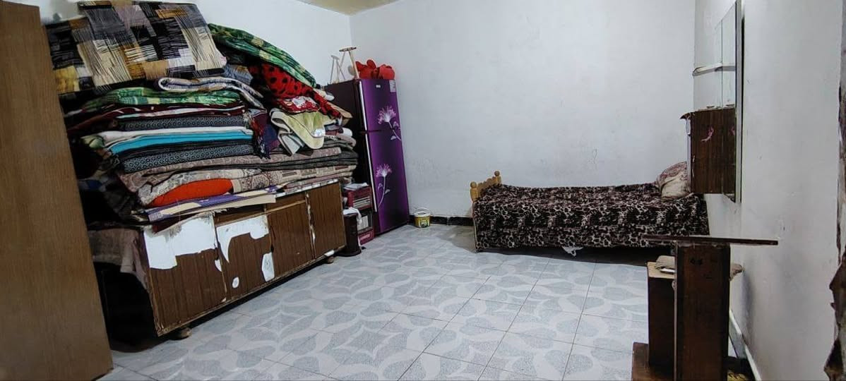 بيت ٢٠٠ متر في حي الميمون (الطشاش) الاولى بصف الاسعاف الفوري ح
خلف مجمع العزاوي يحتوي ع استقبال ومطبخ حار وبارد وصحيات داخليه وغرفتين نوم الطابق الثاني يحتوي ع صحيات مع ٤ غرف نوم بناء الطابق الاول قديم ومرمم سنه ٢٠٢٣ بناء الطابق الثاني ٢٠٢٣ السعر 180 وبي مجال للاستفسار اكثر الاتصال ع الرقم***********
