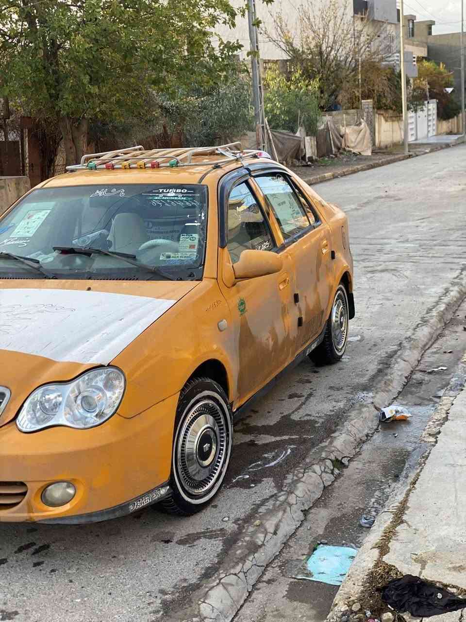 السلام عليكم
سي كي للبيع فقط
موديل 11
رقم بغداد مشروع وطني
مكينه كورله شرط
كير شرط
بدون ضرر
شرط الوكاله والتحويل
كاربون مابيها بيدك تسجللها
طخم شرط شواصي جدد
طخم تاير جديد باتري جديد 
***********
***********
مكان موصل حي التحرير 
السعر 33 وبيها مجال بسيط
