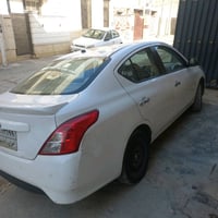 سيارة نيسان صني هندي  ٢٠١٨ ماشية ٧٢٠٠٠فقط سيارة بيهة طخات بسيطة بارد ت...