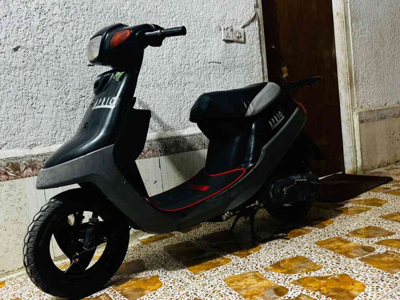 بطه 2000
دراجه نكره سلف ماناقصهه برغي 
دراجه شاصي يلمع ومحرك ناعم 
كير اخرس 
كهرباياتهه كل شغالات
مفتوحه مره وحده
كربلا البوبيات 
***********
سعر350 وبيه مجال كلش بصيط
