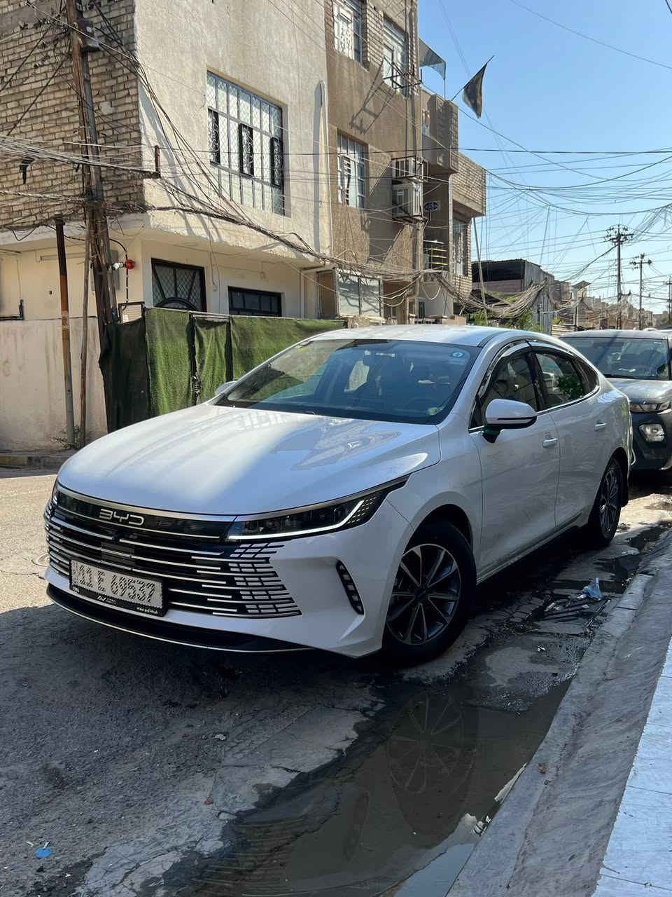 السلام عليكم للبيع BYD كفالة عامة بحاله الوكالة ماشيه/2000
السياره عليها اضافات 
سبايدر 
لدات اماميه 
مثلثات جام 
دوشمه عامه 
دوشمه جنطه 
ارضيات 
كشنات كاعيات 
+سبير جديد 
فرشه دشبول 
عده كامله
3انضمه قياده 
مساطر BYD كل البيبان 
السعر 21مليون بيها مجال بسيط 
الاتصال ***********
