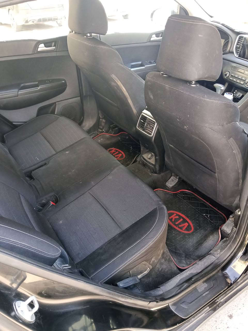 سلام وعليكم 
سبورتج 2018
امريكي مكينه جي دي اي 
رقم واسط جديد بسمنه
سنويه ساقطه قبل شهرين 
مكينه كير صدر تبريد تدفئه باتري كله تمام 
مكفوله من اي ضربت دواخل 
كشره واضح بسونار 
بيه حالوب قماره وبنيد وصفحت اليمين 
صفحت اليسار مكفوله 
ابيعلك نفس سونار 
مكان السياره بغداد مجمع بسمايه 
السعر مناسب وبي مجال 117ورقه
مااراوس ماابيع قسط ماابيع بمده 
التواصل ***********
