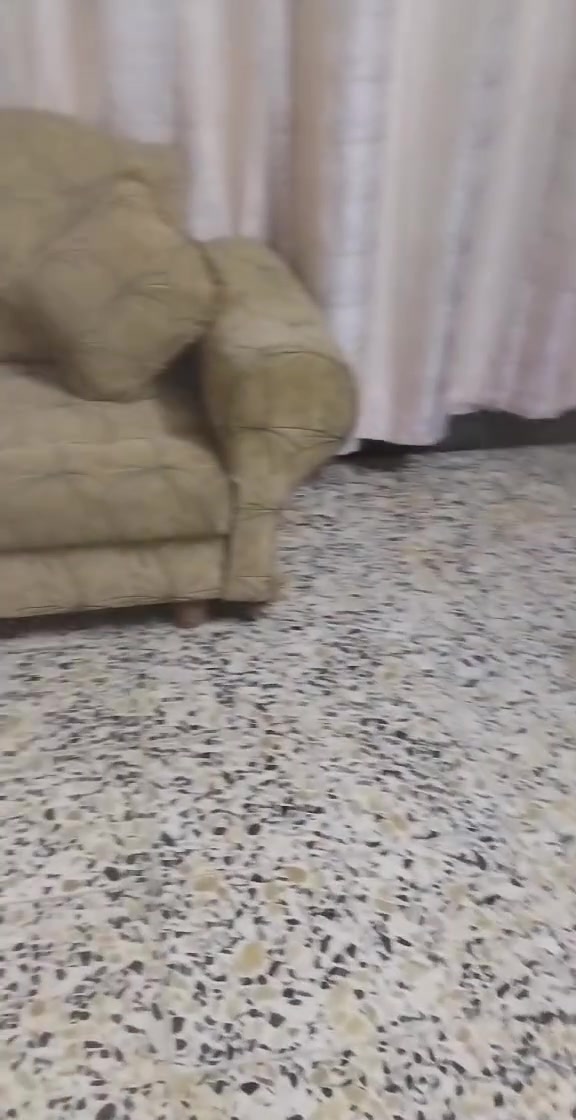ديوان للبيع
السعر 300 ألف وبيه مجال


**إذا كنت صاحب هذا الإعلان وتريد حذفه لأي سبب، رجاءا أرسل رسالة إلى الدعم الفني**