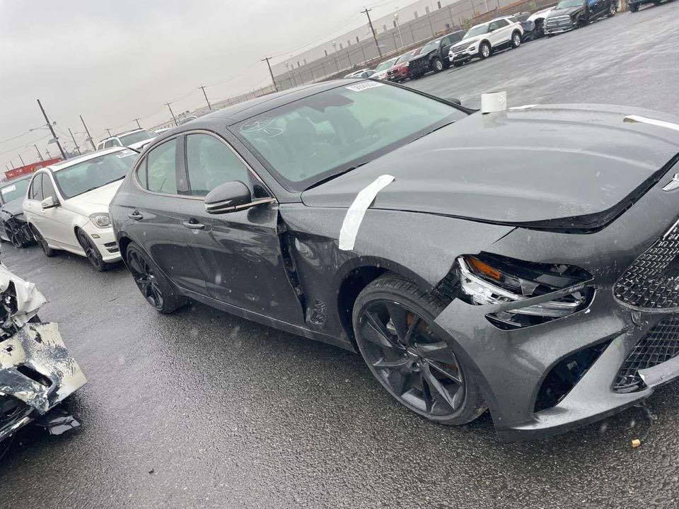 للبيع ٢٠٢٣ فول سياره وهذا كلشي واضاح عندك سعره ٢٣٠بيه مجال ***********
