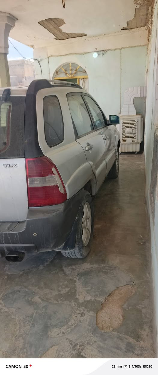 كيا سبورتج مكصوص سياره كير اوتماتيك  محرك شرط كاز اربع4 سلندر تبريد تدفئا فول مسجل صدر جديد تيرات جدد لايت عالي ناصي خير من الله كهربيات كلها شغاله رقمها سليمنية متومه طبق الصل السعر 47وبيها مجال رقم الهاتف ‏‏‪***********‬‏/‏‪***********‬‏
