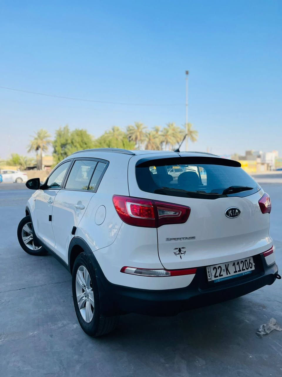 سلام عليكم.
سبورتج  20011
خليجي 
بوضع الشركه 
السونار مرفق بالمنشور 
ممشاهه 139الف 
دواخل كير محرك بوضع الشركه 
سيارة اي نقص مابيهه .
سعر 135.وبيهه مجال بعد المعاينه 
ت واتساب .***********
                 ***********.
مكان السيارة بابل الحمزه الغربي 
مداور .او تحويل مباشر 
ممكن مراوس بسورنتو موديل 14وفوك خليجي 6
