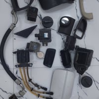 غراض كرستاا مارك شيزر لبيع يي شي محتاج خابرني وتدلل هاذ رقمي 078217869...