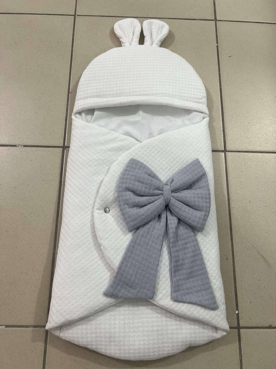 - [x] مستلزمات حرير للاطفال الخيار الافضل لراحة طفلك

- [x] يتوفر لدينا تجهيز كامل حديث ولادة
- [x] توصيل لجميع محافظات العراق
- [x] للحجز دايركت او واتساب 
- [x] ***********
- [x] زورونا على صفحتنا في 
- [x] انستكرام hareer_2021h
