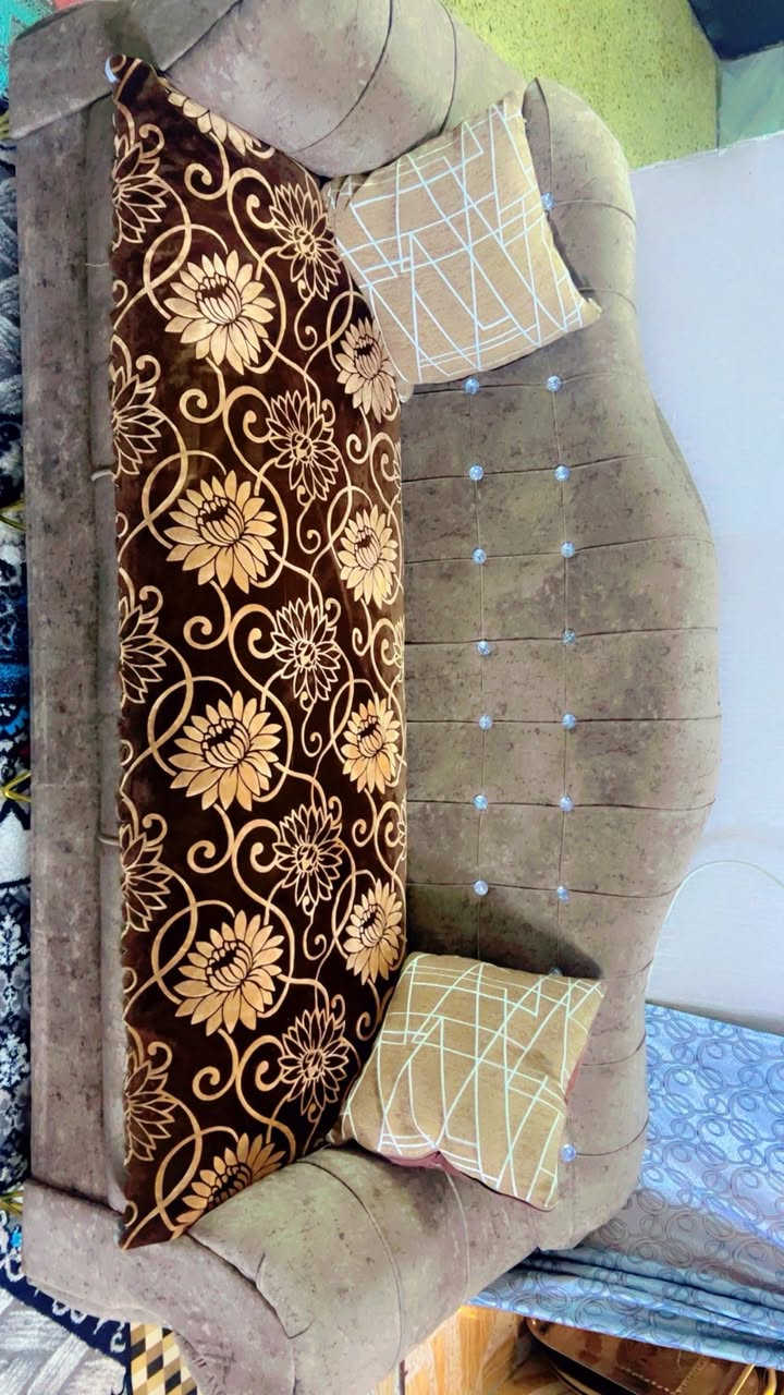 تخم للبيع عشر مقاعد نظيف كلش ما بي اي ضرر السعر ٣٠٠ مكاني الشعب


**إذا كنت صاحب هذا الإعلان وتريد حذفه لأي سبب، رجاءا أرسل رسالة إلى الدعم الفني**