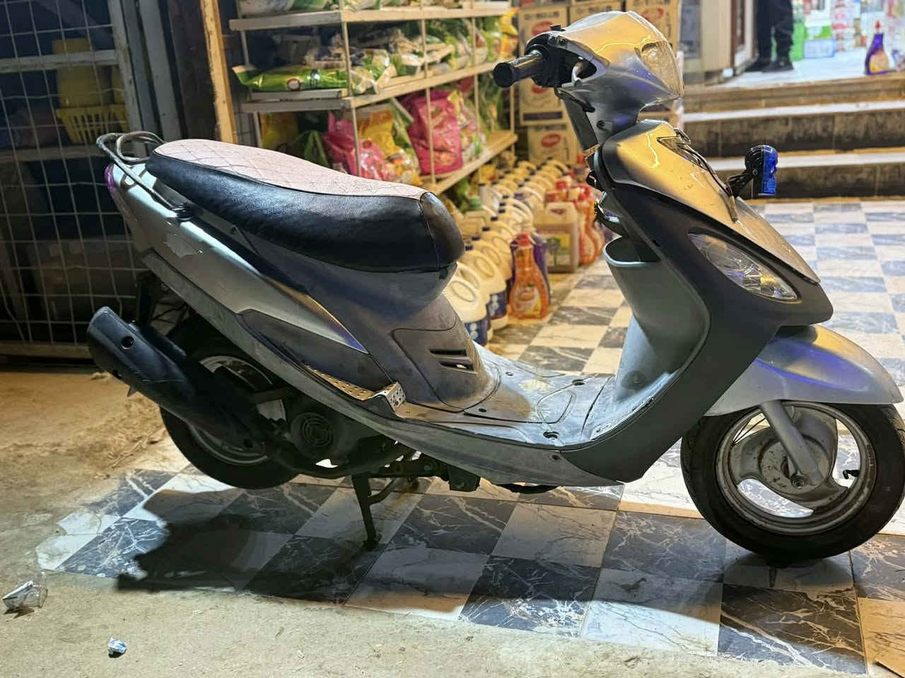 دراجه ماكس منغولي للبيع جديده
فول جيب وياك اكبر مصلح 

وفحص دراجه فول 

49 بوشه بلادي هاذه رقمي راعيه 

مكان ديوانيه ناحيت نفر 
السعر 700 وبيه مجال

***********
