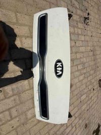 باب سيارة • باب • قطع غيار سيارات • قطعة سيارة • باب للبيع بغداد