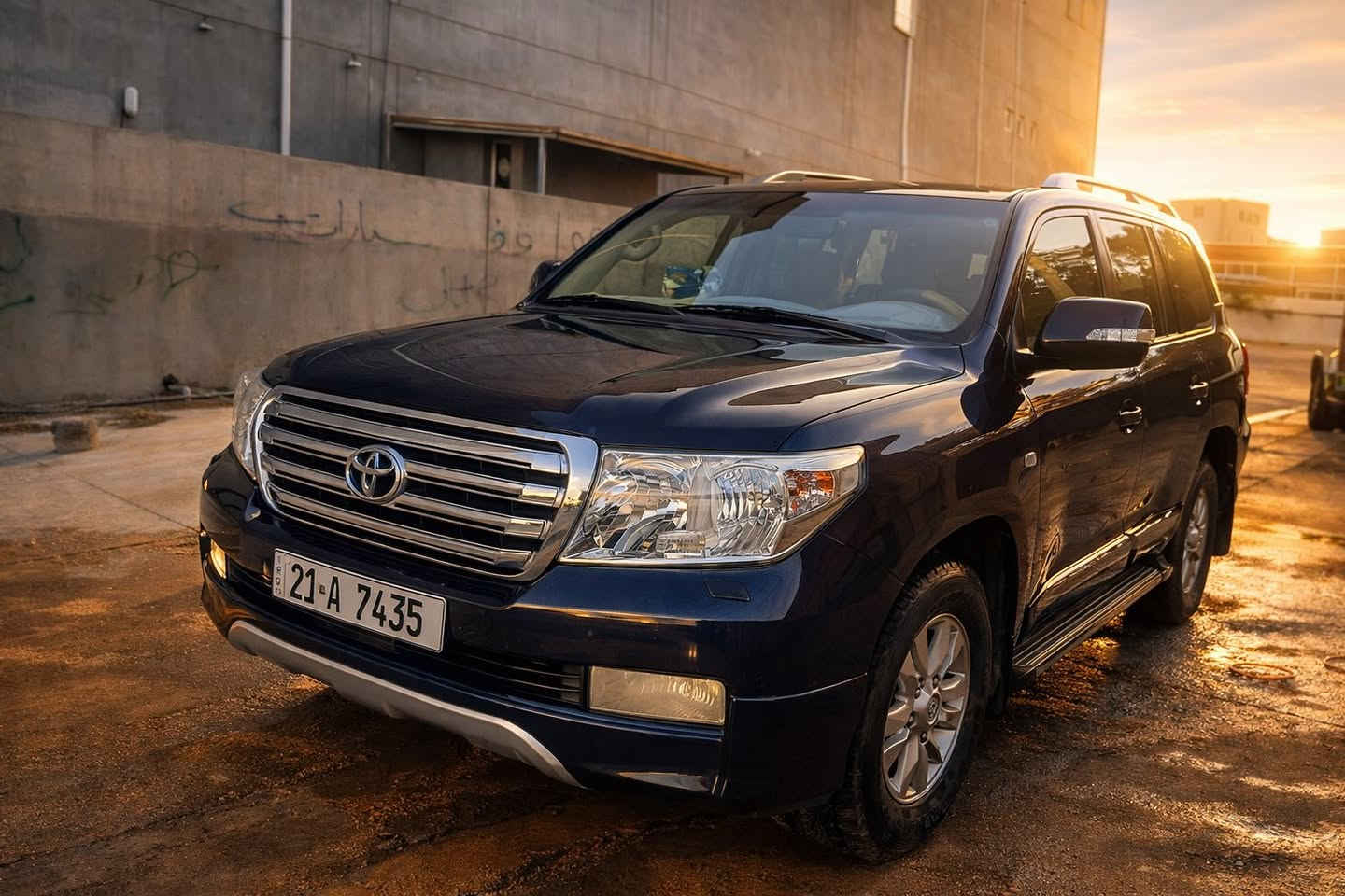 ⸻

🚙 للبيع تويوتا لاندكروزر GXR V6 2011

سيارة نظيفة جداً ومهتم بيها استخدام شخصي ✨
المحرك V6 قوي وعملي – معروف بالتحمل والعزم 💪

🔹 شرط الفحص بالكامل
🔹 شاصي أصلي بدون حوادث
🔹 مكفولة من الصبغ (فقط تعديل بارد حك شبر بجاملغ سكن الامامي )
🔹 داخلية نظيفة جداً
🔹 تبريد ممتاز
🔹 إطارات بحالة جيدة جدا 
🔹 استخدام يومي وما تشتكي من أي عطل
🔷فتحه سقف (سلايت)

سيارة جاهزة للاستخدام والسفر بدون أي مصاريف 👍
السعر مناسب وقابل للتفاوض للجادين فقط

السعر  3شدات و20 ورقه 

📞 للاستفسار الاتصال على ***********
                                                  ***********
