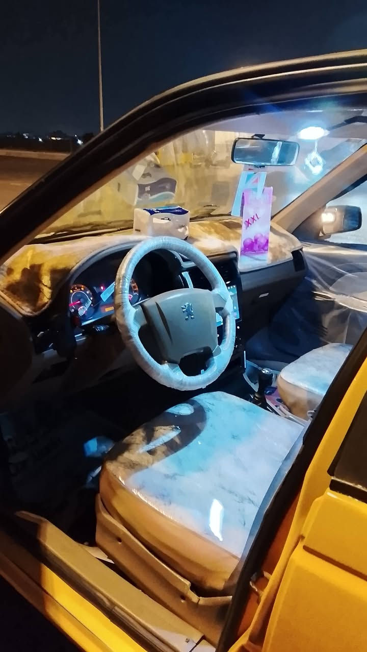 سلام عليكم بيجو لميس موديل 16 دشبول عالي كفاله عامه عده شبر بالباب الخلفي الصدر
كير
مكينه 
تبريد 
تخم تاير 
حداديه اماميه خلفيه 
بسمي ارقام انكليزي مصفره هيه وغرامه 
العنوان بغداد الأمين الثانيه 
رقم الهاتف ***********
سعر 54 وبيها مجال
