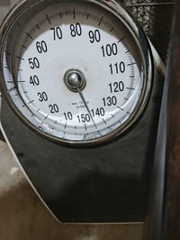 ميزان رياضي • مستعمل • بحالة جيدة