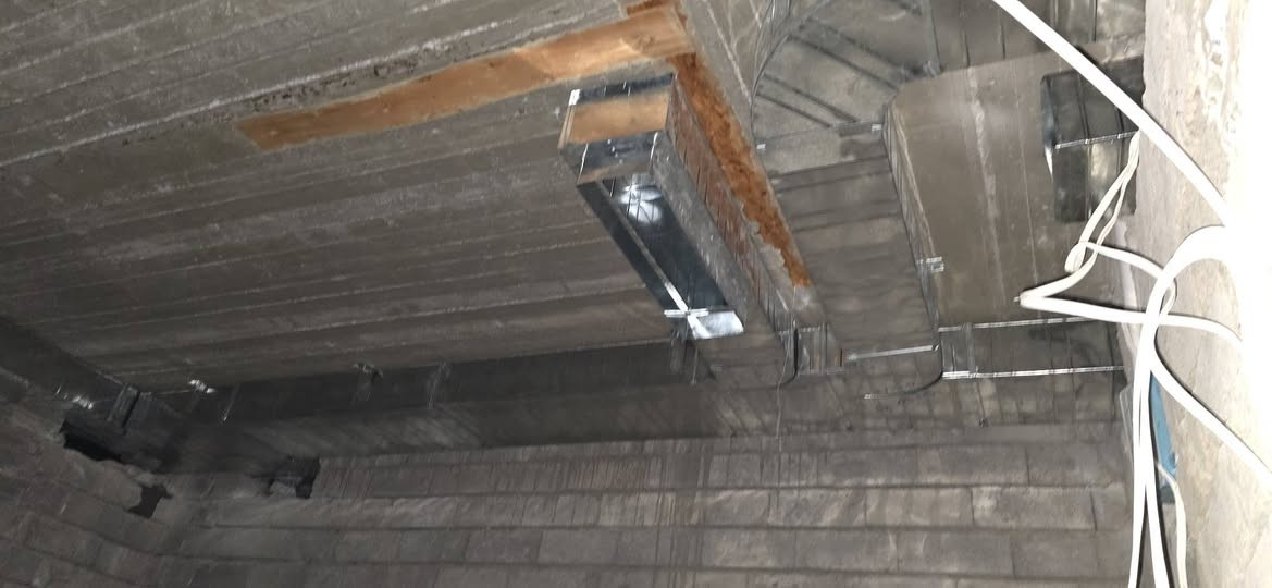 سلام عليكم عمل دكتات. الهواء سحب ودفع شغل هندسي اي استفسار اتصل عل رقم 
***********
***********
