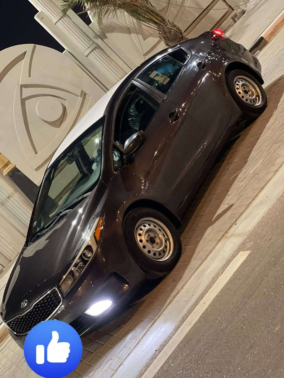 السلام عليكم كيا سيراتو كارتون السياره جديده دخول جديد ادوات تبريد حداديه تخم تاير مكينه كير ويلات كله جديد رقم وسنويه شمالي حساسات خلفيه كامره شاشه نقص ما بيها موديل 2017 بانزين دوووش 2000 العنوان البصره استفسار *********** امراوس ماكو مشكلة
