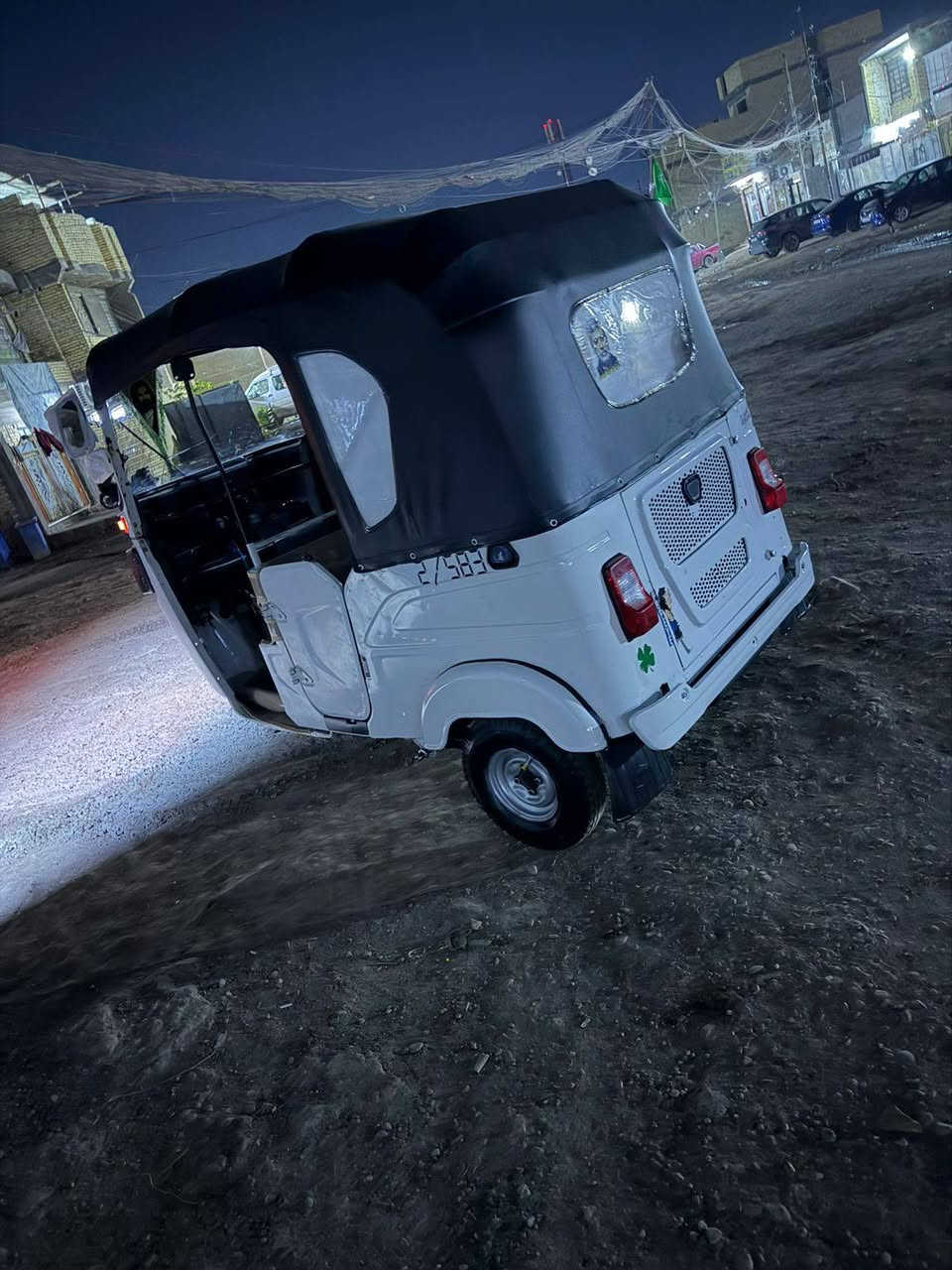 سلام عليكم تكتك بيضه 2021 شهر ل9 مكان حي الكوفه *********** سعر 7200وبيها مجال
