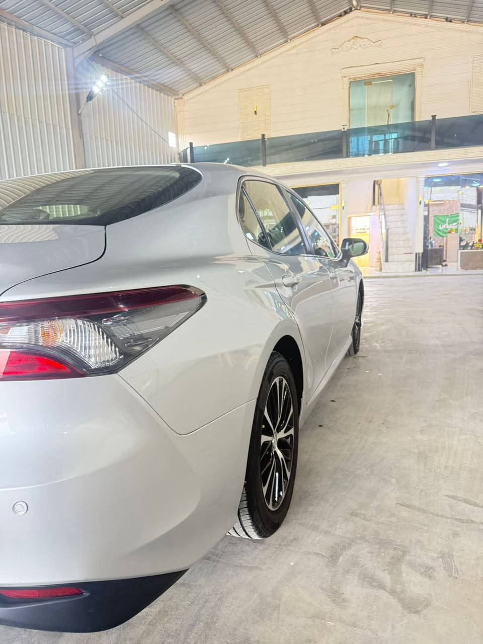 السلام عليكم كامري خليجي  هايبرد للبيع بيه قطعتين بدون
دواخل موديل 24LEفول مواصفات عده البنيرامه بصمه 

لايت زنون 3نضام قياده سايد بريك كهربائي تحديد مسار 

رقم بغداد باسمي دخوله للعراق 1/11/2025 ماشيه 54الف المكان واسط الزبيدية السعر 200ورقه 

***********
