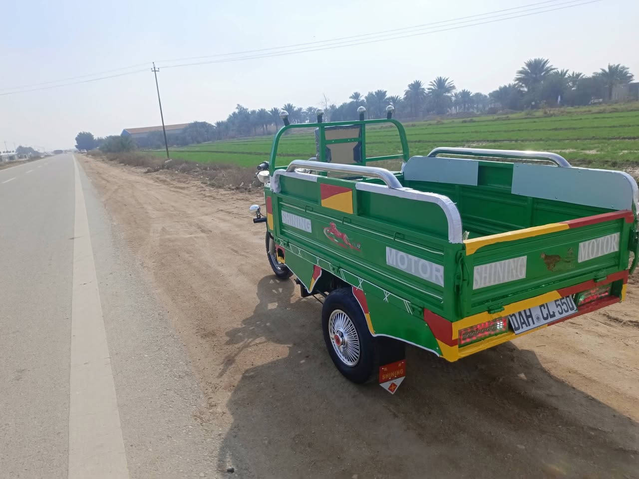 السلام عليكم ستوته للبيع موديل 21 ستوته حلوه وجازه كهرباء شغاله مقفوله شاصي رقبه اورق اصولي خان بابل الشوملي السعر ١٤٥٠ فيها مجال ***********
