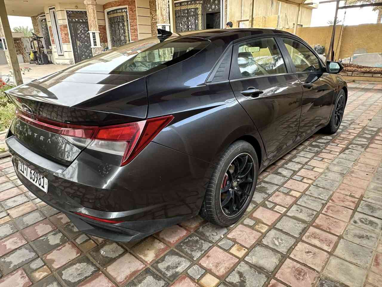 النترا مديل 2021
فول مواصفات عدا الفتحه 
كير ايتي 
محرك ٢٠٠٠ دوش 
تحكم ستيرن 
مانع نزلاق. 
كشنات تدفئه 
حساسات 
مثبت سرعه 
ماشيه 60 ميل
رقم بغداد الدولي بسمي
وبعد مواصفات معروفه 
حادثه جاملغ وبنيد اني صبغته 
سعر 140 وبيه مجال 
نعواني كربلاء الحسينيه 
***********
