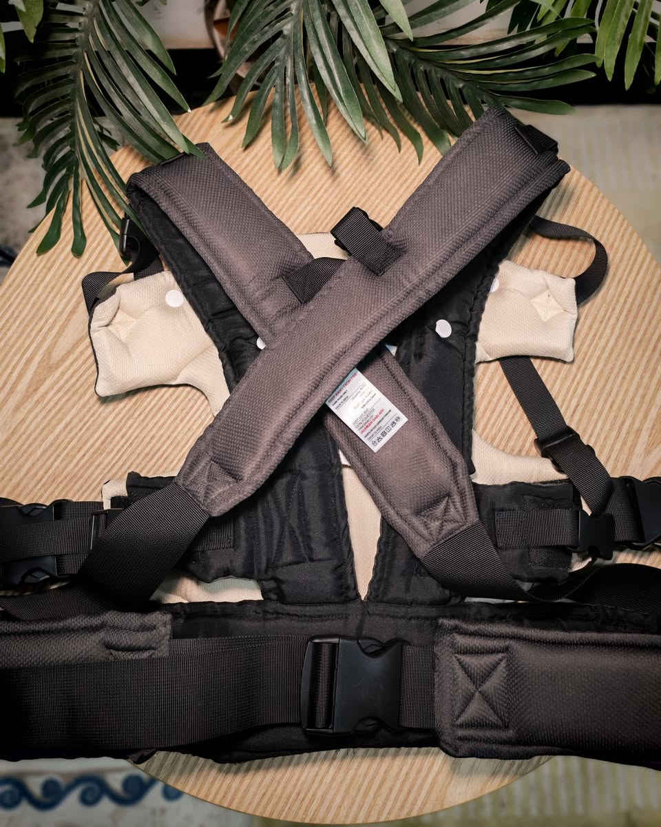 اغراض أطفال أصلية ماركات.
يوجد توصيل


**إذا كنت صاحب هذا الإعلان وتريد حذفه لأي سبب، رجاءا أرسل رسالة إلى الدعم الفني**