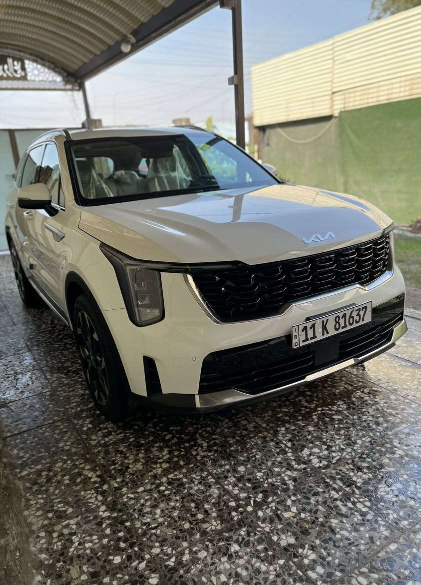 كيا سورنتو : 2025 على وضع الزيرو  ماشية 6 الف
رقم بغداد تحويل مباشر ضمان لمدة 5 سنوات او 100 الف كم   

المواصفات 
ويل حجم 20 + داتا شو  + كامرتين 
محرك 6 سلندر 3500 
بصمة تشغيل وابواب وتشغيل عن بعد 
ناقل حركه (گير) ماوس 
متعددة وضعيات القيادة 
جنطة كهرباء ذكية 
كشنات كهرباء 
بردات خلفية 
سايد بريك بصمة 
حساسات امامي خلفي 
عدد الركاب 7 و 3 قطع تبريد 
شاشة متصله متعدده الاستخدام 
انارة داخلية بالدشبول والابواب متعددة الالوان 
تحكمات استيرن جهتين فول 
شحن هاتف لاسلكي 
ليد نهاري ولانارة ليد 
وبعد مواصفات 

السعر 330 $   الهاتف ***********  العنوان بغداد
