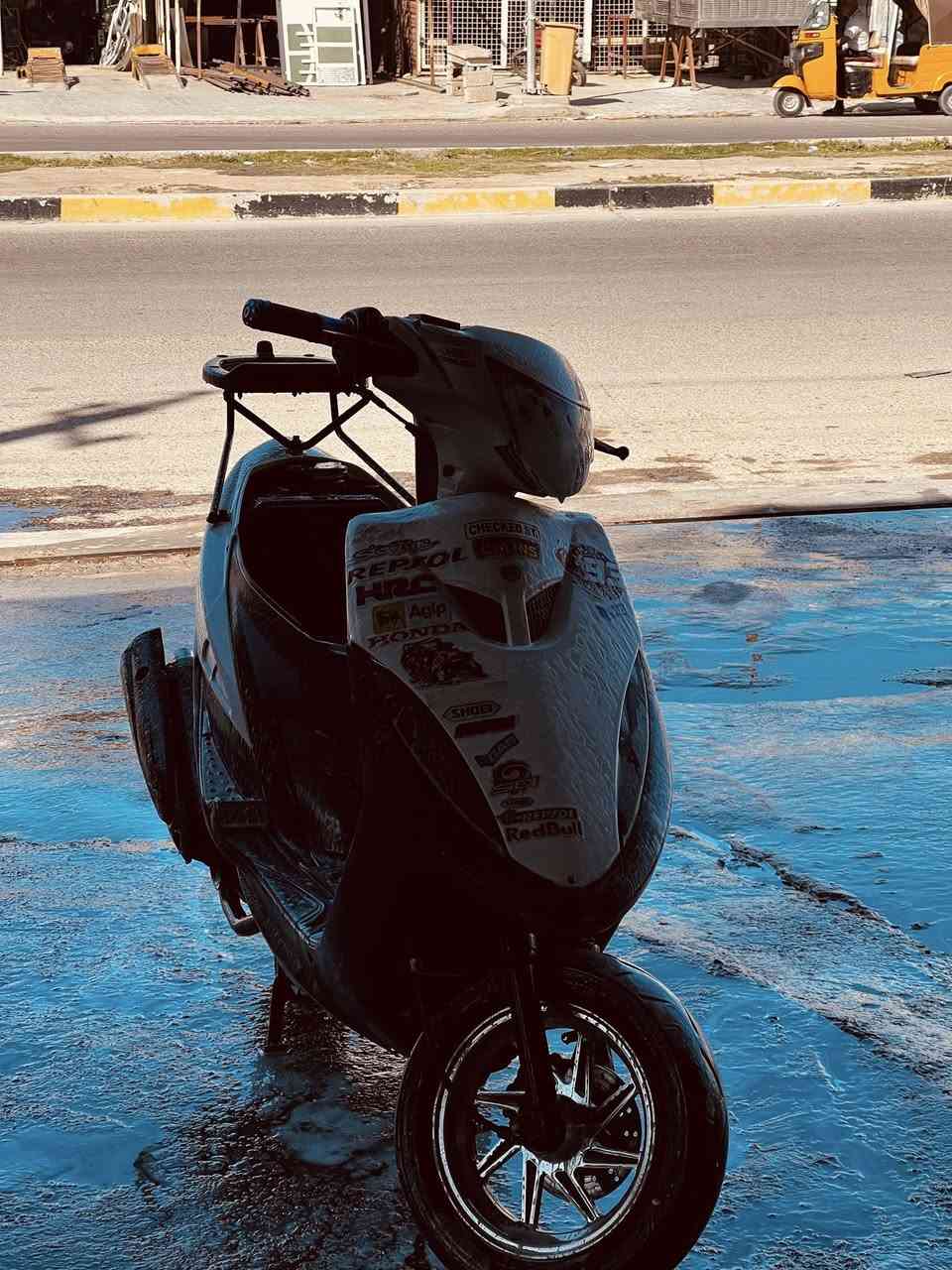 السلام عليكم دراجه ماكس كفاله عامه مستعجل علبيعتهه ***********
