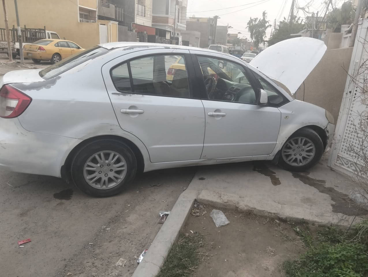 السلام عليكم سازوكي 2010 خليجيه السعر 38 العنوان بغداد ***********
