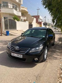 كامري موديل٢٠١١ فول فول سياره دينار ما يحتاجله و سعره ٩٥  للاستفسار خا...