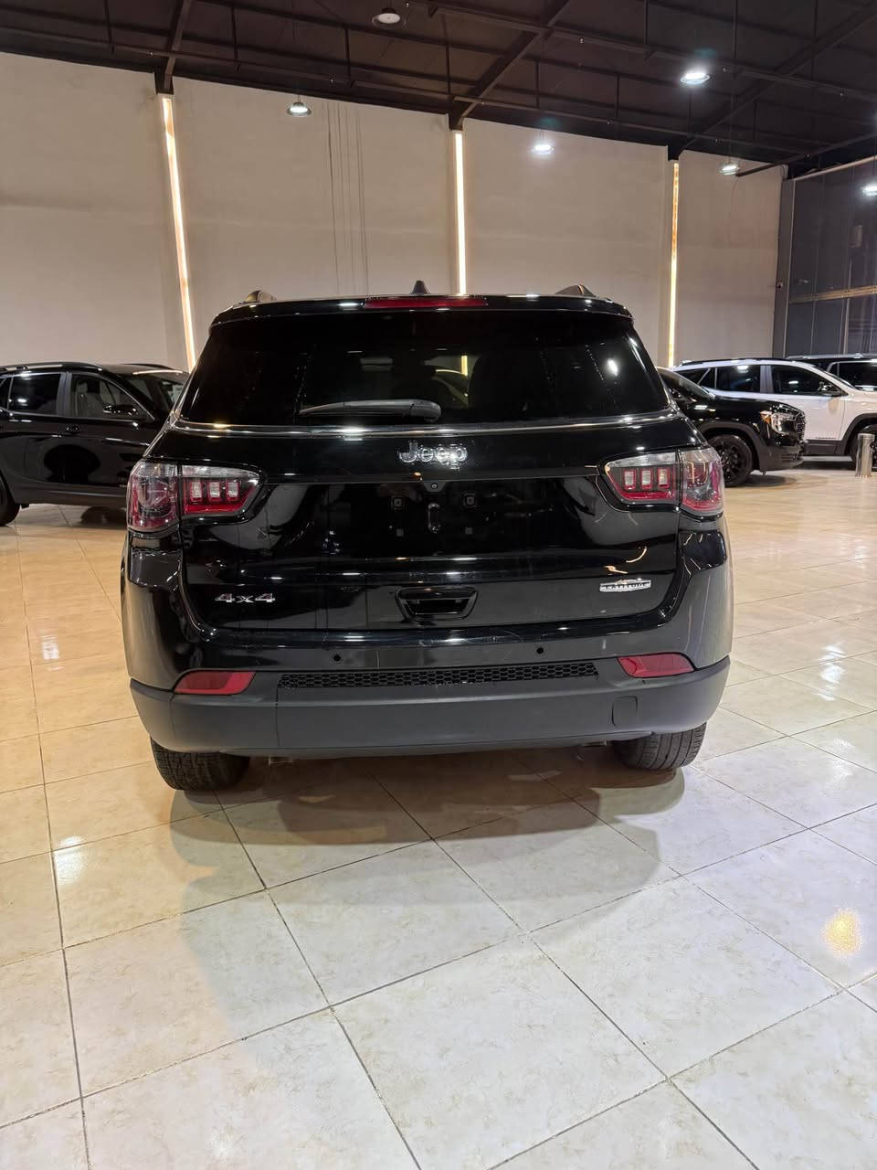 جئب كومپاس موديل ٢٠٢٣ فول موا سه فات بوند چاملغ. چاملغي پشتي بؤياغه بئ ژورئ ئر باك سيسته مه سحري١٥٥.   *********** أربيل, العراق
