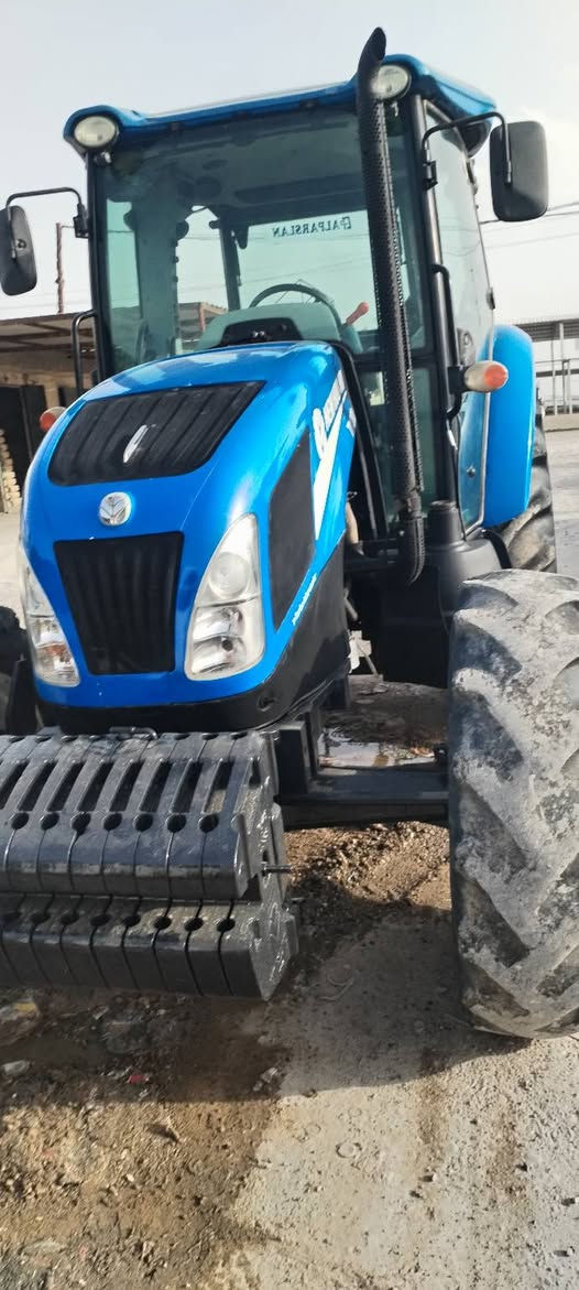 يوجد تلكتر نيهولند حجم 100 موديل ٢٠١٤ رقم وسنوية سليماني العنوان سامراء العباسية الاستفسار ***********
